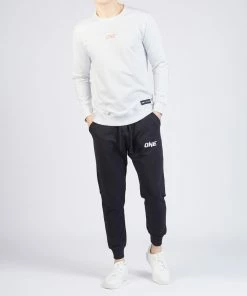 ONE Championship ONE Signature Logo Sweatshirt (White) Men