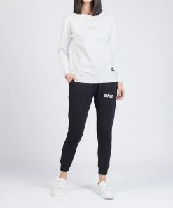 ONE Championship ONE Signature Logo Sweatshirt (White) Men