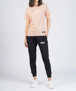 ONE Championship Men ONE Signature Logo Tee (Peach Pink)