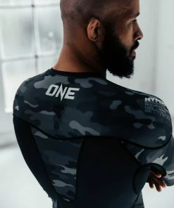 ONE X Hyperfly ProComp Supreme Rash Guard L/S (Dark Camo)