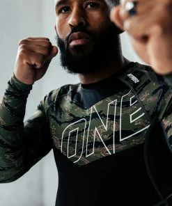 ONE X Hyperfly ProComp Supreme Rash Guard L/S (Tiger Camo) Men