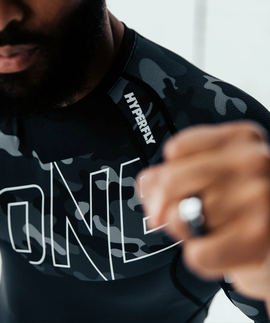 ONE X Hyperfly ProComp Supreme Rash Guard S/S (Dark Camo) Men 4 ONE X Hyperfly ProComp Supreme Rash Guard S/S (Dark Camo) Men