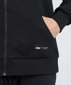 ONE Championship Men ONE Walkout Zip Hoodie (Black)